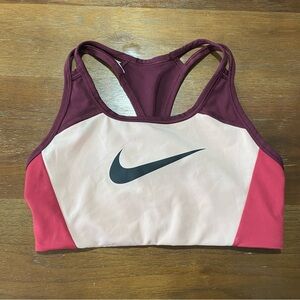 Nike sports bra size small